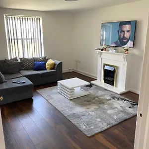 Apartment Paradise, London